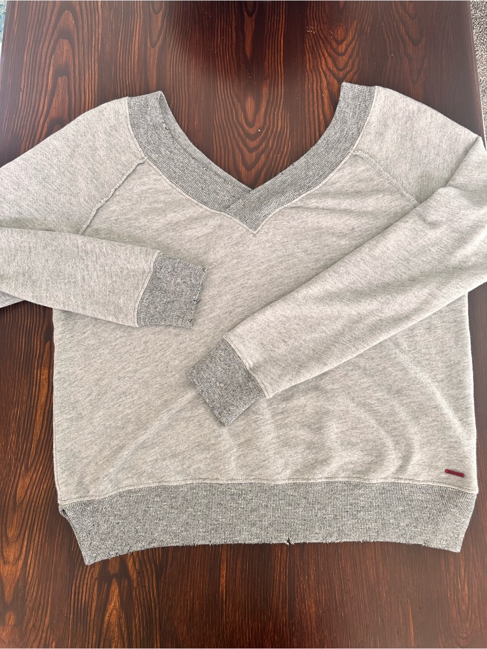 n:PHILANTHROPY Gray V-Neck Distressed Sweatshirt Pullover Size Medium